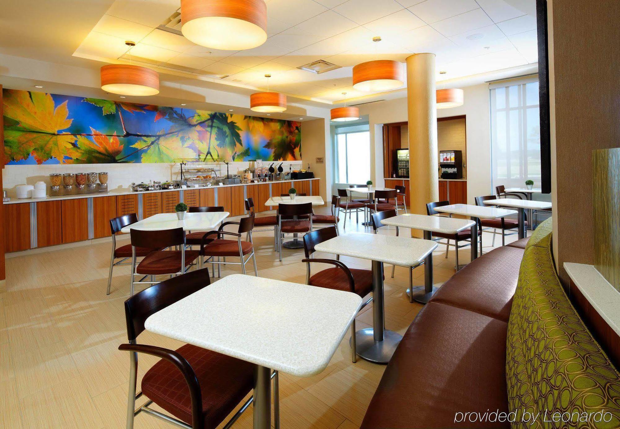 Springhill Suites By Marriott Pittsburgh Latrobe Restoran gambar